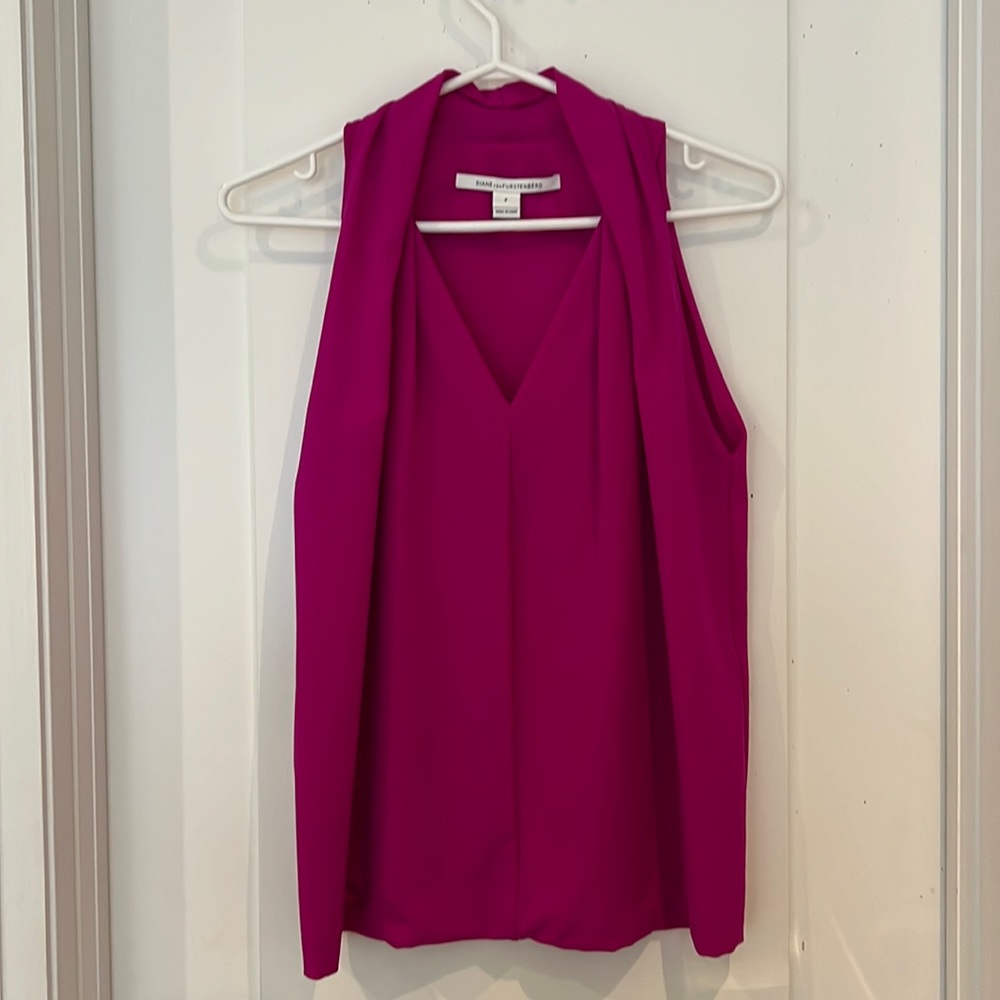 Diane von Furstrnberg pink blouse